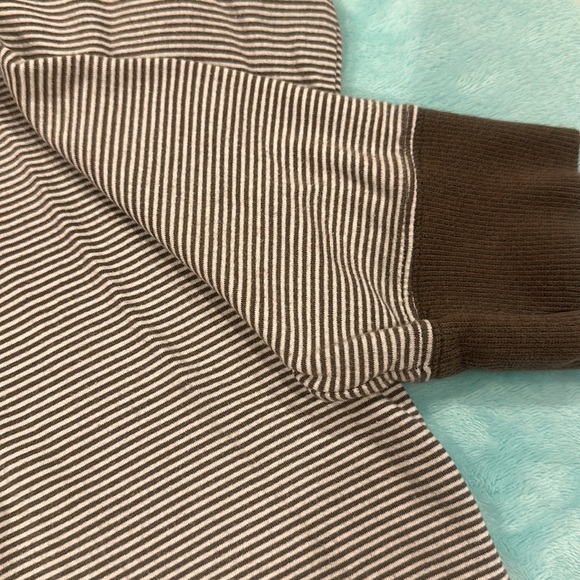 GapBody Size Small- Dark Green - Picture 5 of 6